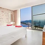 Villa Koerdere 1 Bedroom Secluded With Private Pool Heated Pool Hot Tub Kalkan