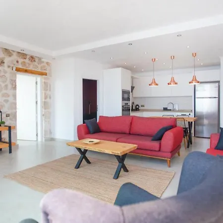Вилла Koerdere 1 Bedroom Secluded With Private Pool Heated Pool Hot Tub Калкан