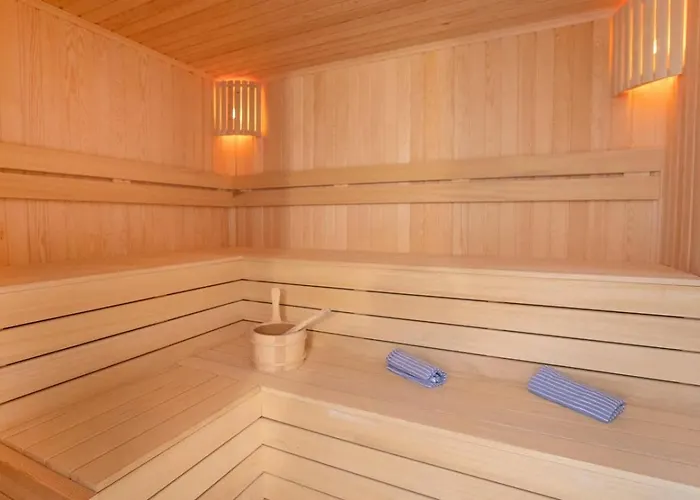 Villa Koerdere 1 Bedroom Secluded With Private Pool Heated Pool Hot Tub